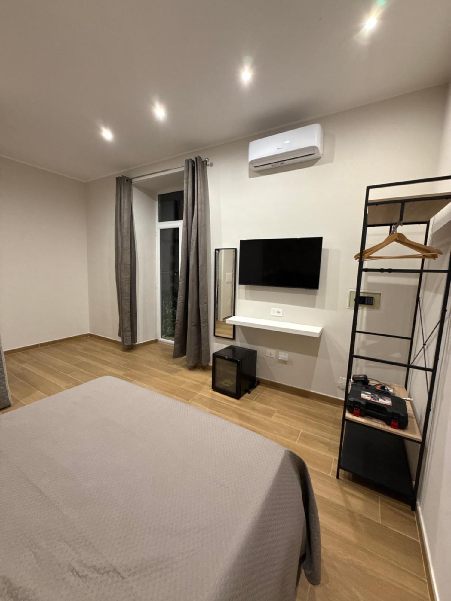 Il Regno Di Napoli Hotell Exteriör bild
